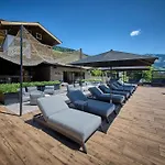 Apartment The Poolhouse Boutique *