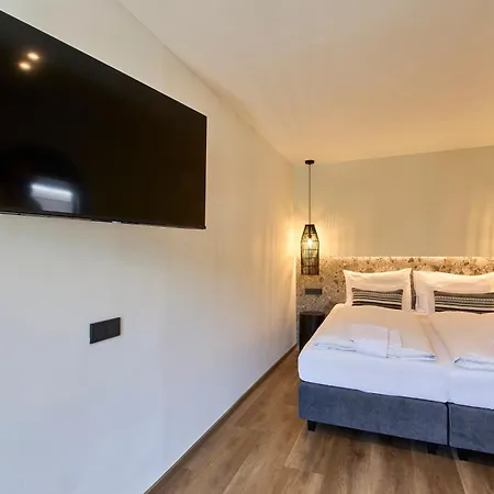 The Poolhouse Boutique Lodge Апартаменты Зальбах-Хинтерглемм
