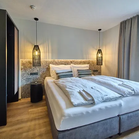 The Poolhouse Boutique Lodge * Зальбах-Хинтерглемм