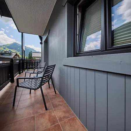 The Poolhouse Boutique Lodge