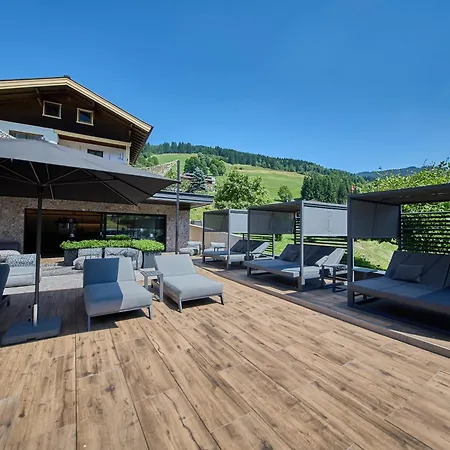 The Poolhouse Boutique Lodge Апартаменты Зальбах-Хинтерглемм