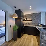 Apartament The Poolhouse Boutique *