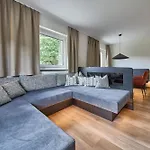 The Poolhouse Boutique Appartement Saalbach-Hinterglemm