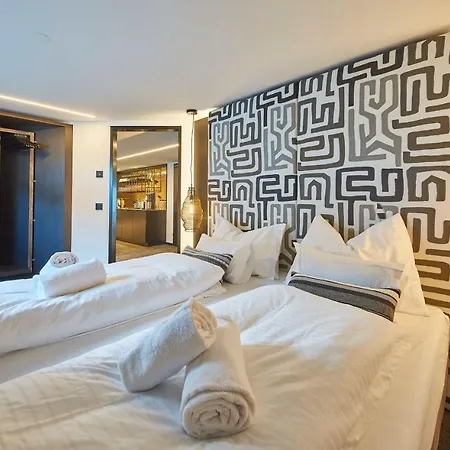 The Poolhouse Boutique Lodge Saalbach-Hinterglemm