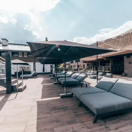Apartment The Poolhouse Boutique Lodge *
