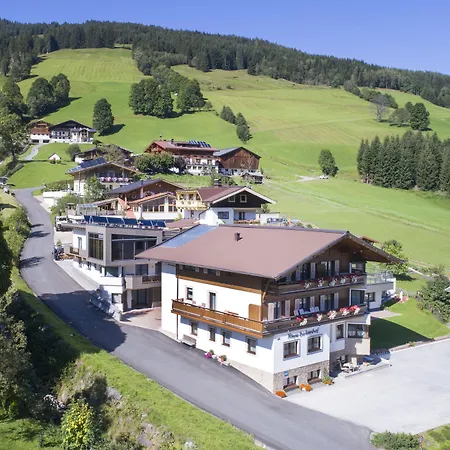 The Poolhouse Boutique Lodge Saalbach-Hinterglemm