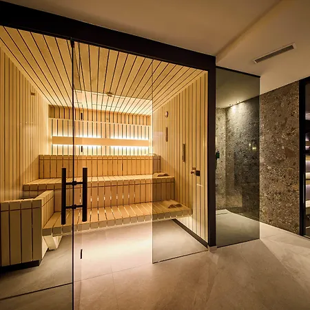The Poolhouse Boutique Lodge Saalbach-Hinterglemm