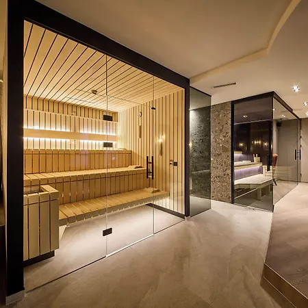 The Poolhouse Boutique Lodge Saalbach-Hinterglemm