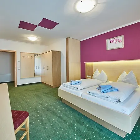 Apartment The Poolhouse Boutique Lodge