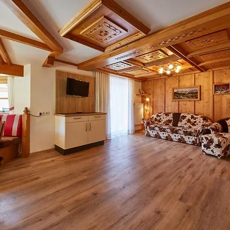 Apartment The Poolhouse Boutique Lodge